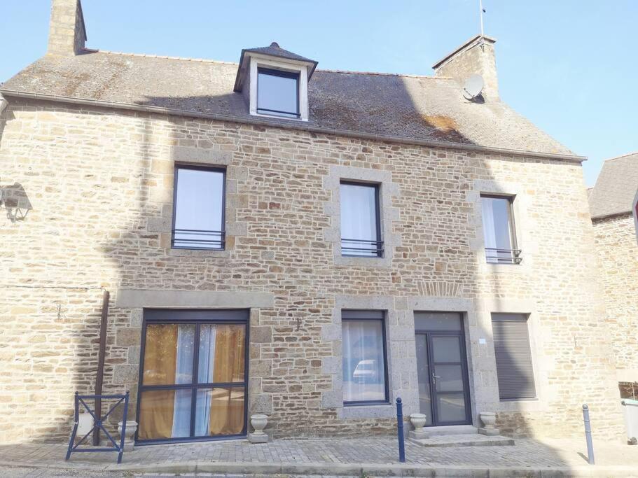 Maison 3,5km De La Et Proche Mont St Michel Saint-Broladre